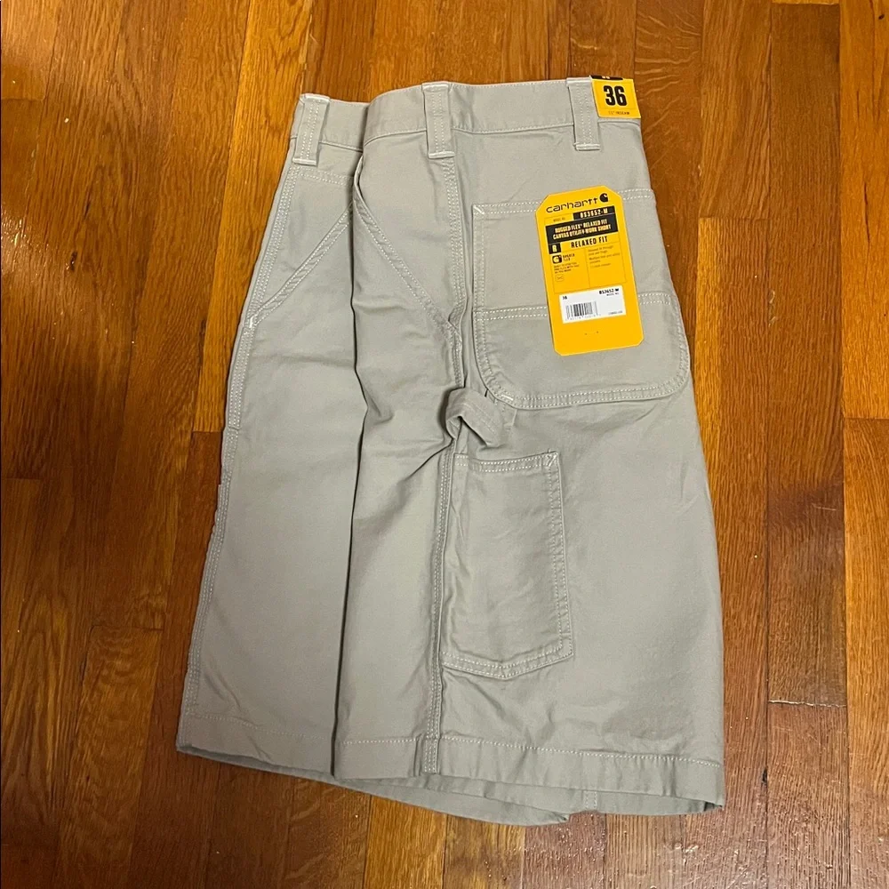 Carhartt Men's Beige Cargo Shorts. NWT SIZE 36. 11 inseam. Relaxed fit - Picture 4 of 6